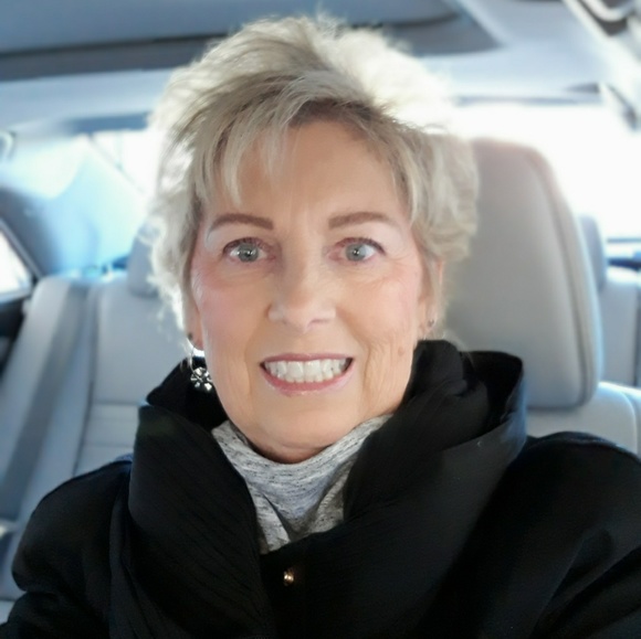 Meet your Posher, Dreema - Picture 1 of 1